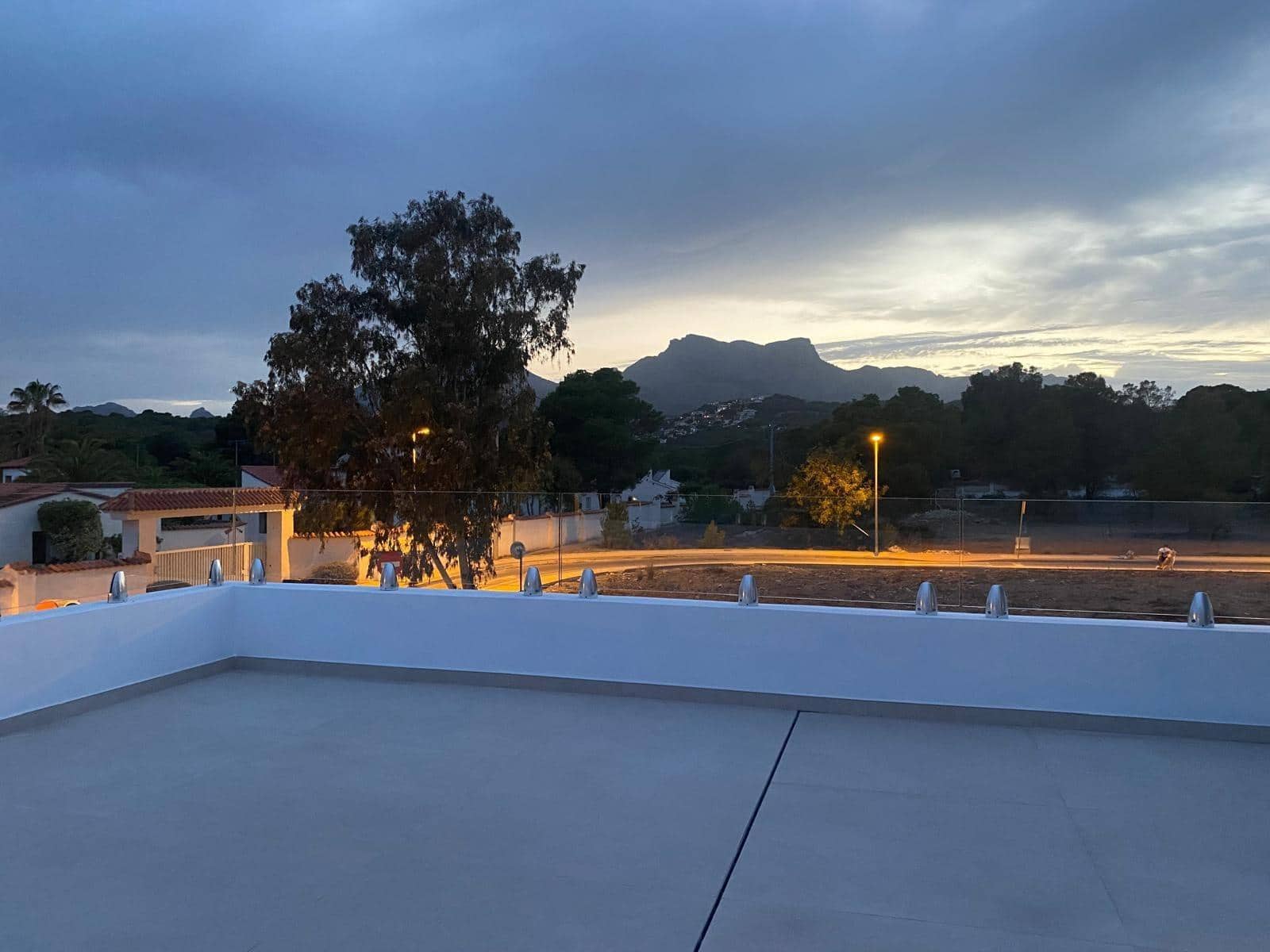 4 bedroom Villa for sale in La Nucia with pool - € 1,175,000 (Ref: 8455798)