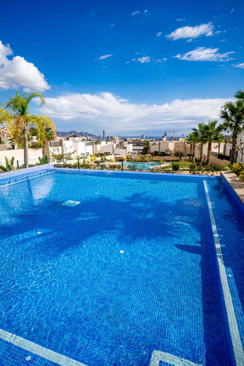 3 soveværelse Penthouse til salg i Finestrat med swimmingpool - € 389.000 (Ref: 8638724)