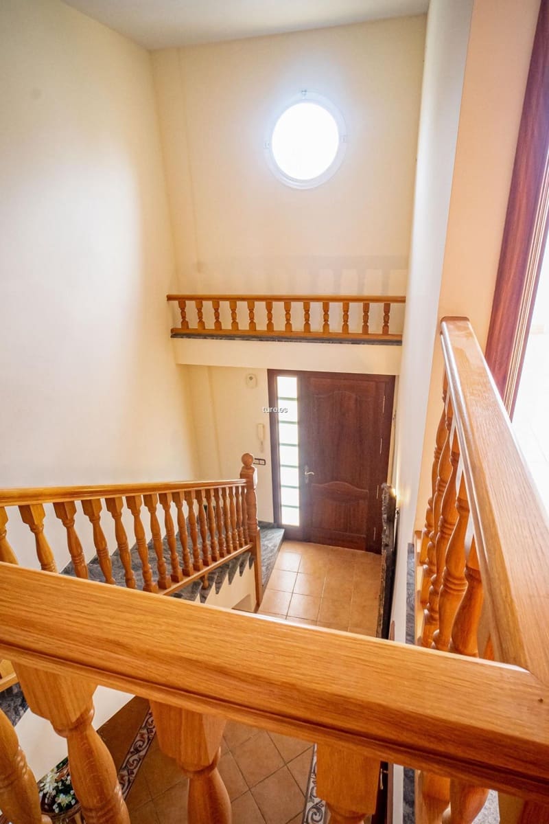 7 soveværelse Villa til salg i La Nucia med garage - € 850.000 (Ref: 8645648)