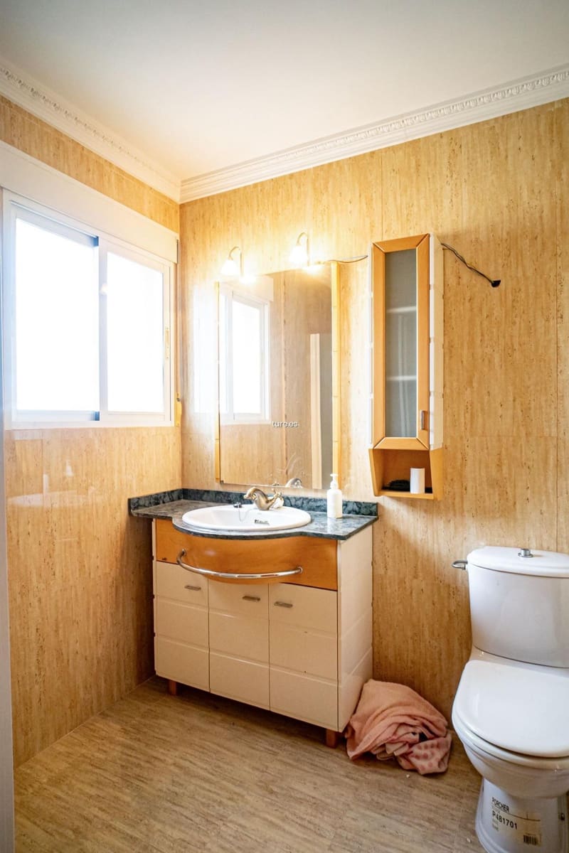 7 soveværelse Villa til salg i La Nucia med garage - € 850.000 (Ref: 8645648)