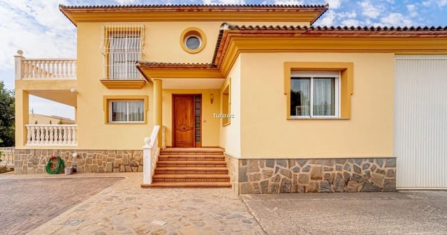 7 soveværelse Villa til salg i La Nucia med garage - € 850.000 (Ref: 8645648)