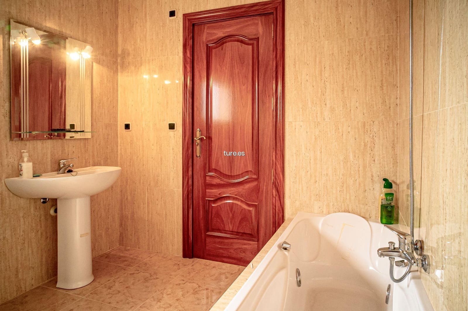 7 soveværelse Villa til salg i La Nucia med garage - € 850.000 (Ref: 8645648)