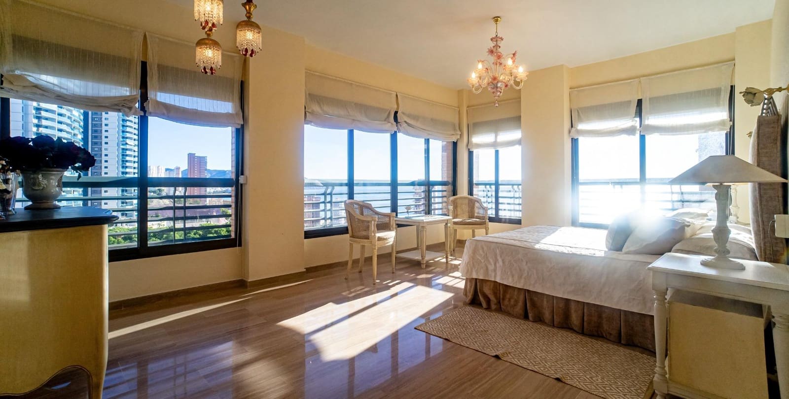 3 soverom Penthouse til salgs i Benidorm med svømmebasseng - € 995 000 (Ref: 8699710)