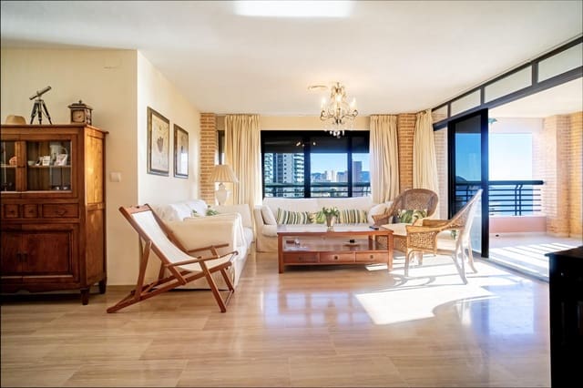3 makuuhuone Kattohuoneisto myytävänä paikassa Playa Poniente, Benidorm mukana uima-altaan - 885 000 € (Ref: 8699710)