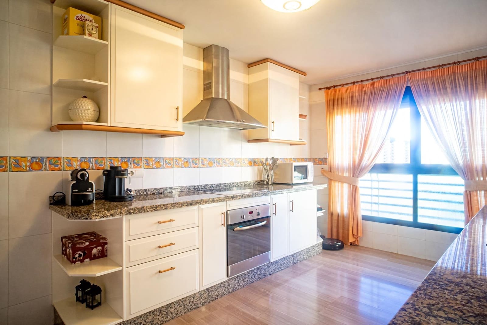 3 slaapkamer Penthouse te koop in Benidorm met zwembad - € 885.000 (Ref: 8699710)