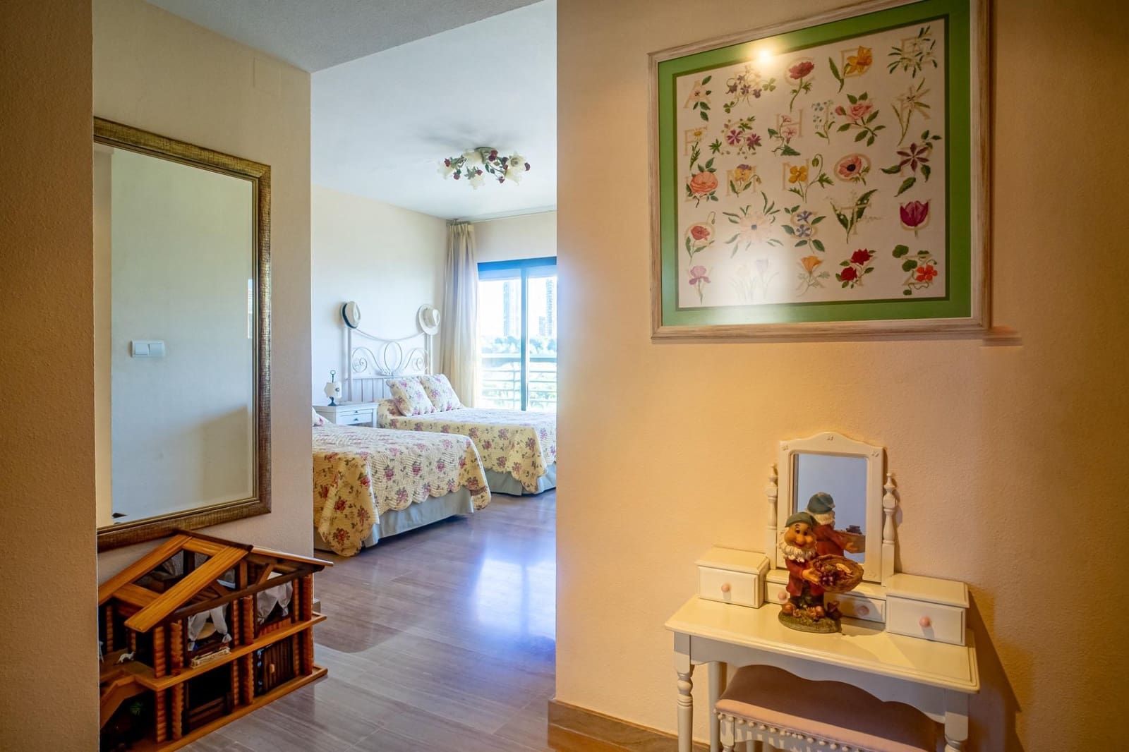 3 slaapkamer Penthouse te koop in Benidorm met zwembad - € 885.000 (Ref: 8699710)