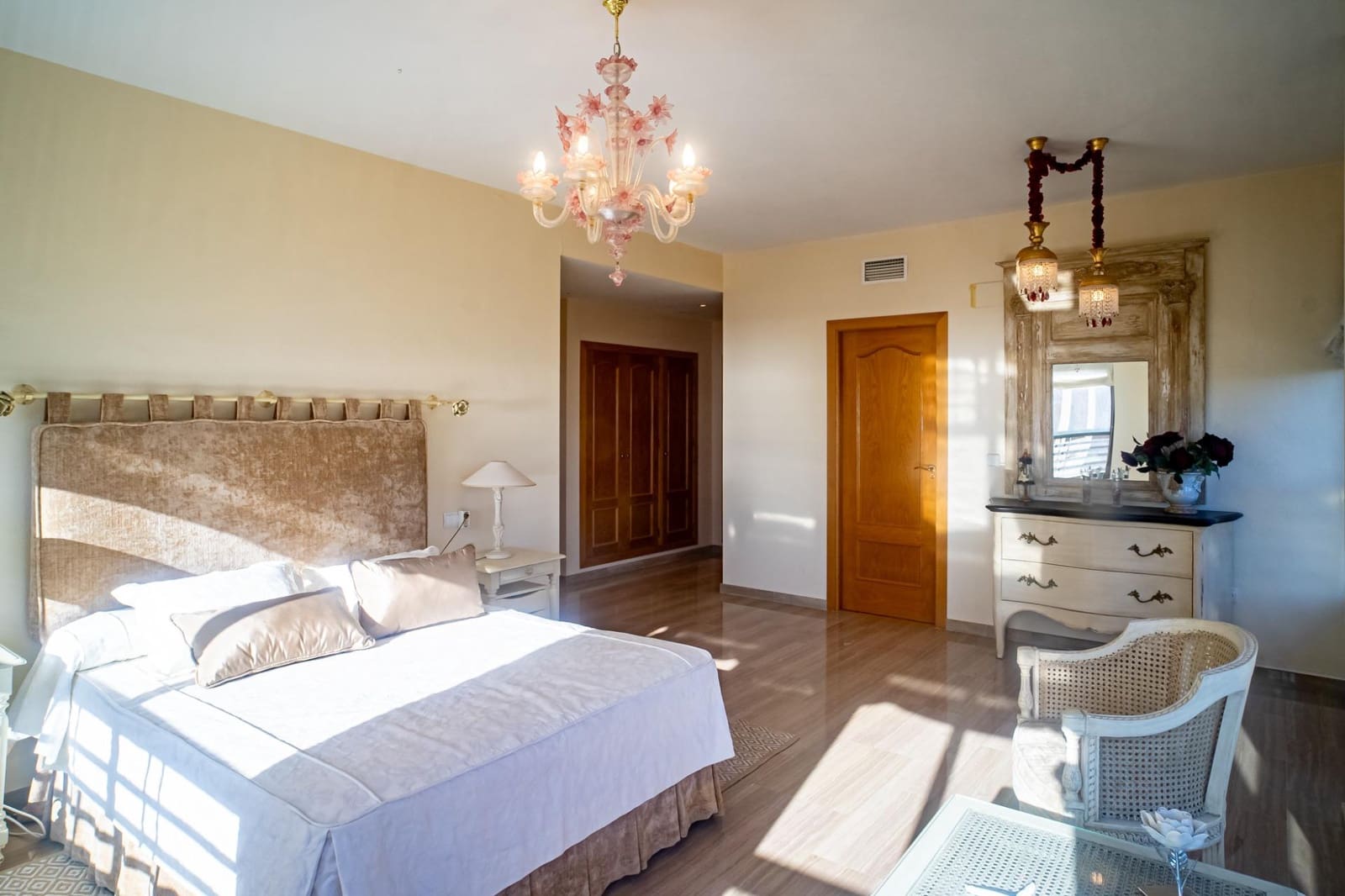 3 slaapkamer Penthouse te koop in Benidorm met zwembad - € 885.000 (Ref: 8699710)