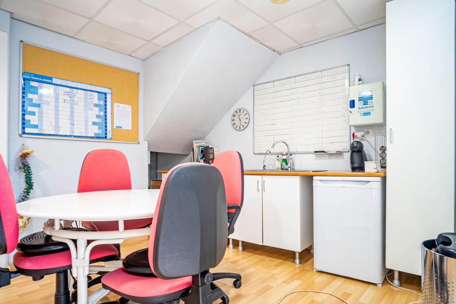 Erhverv til salg i Alfaz del Pi / L'Alfas del Pi - € 229.000 (Ref: 8896640)