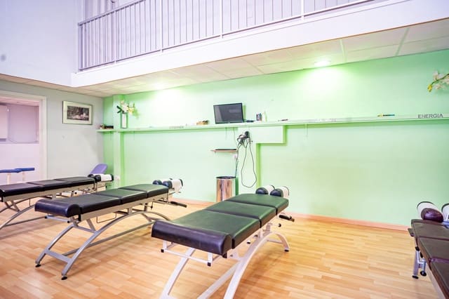 Commercieel te koop in Alfaz del Pi / L'Alfàs del Pi - € 229.000 (Ref: 8896640)
