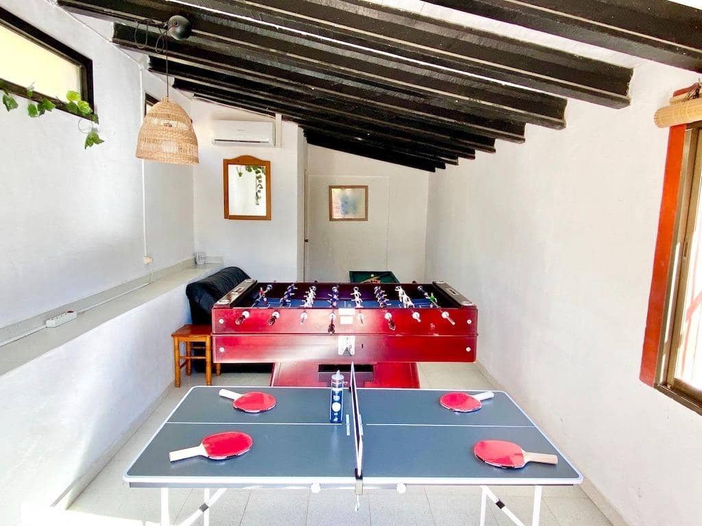 6 bedroom Villa for sale in Polop with pool - € 689,000 (Ref: 8926444)