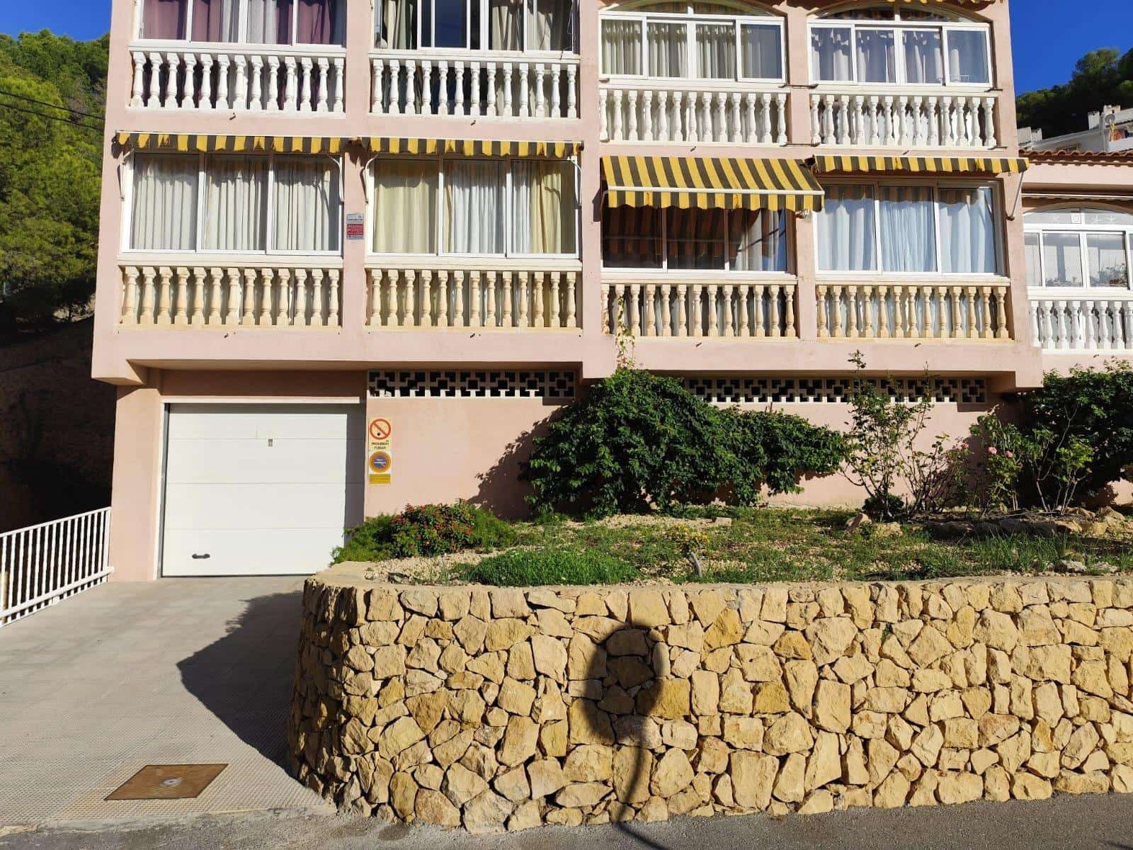 2 bedroom Apartment for sale in Benidorm with pool garage - € 215,000 (Ref: 8926445)