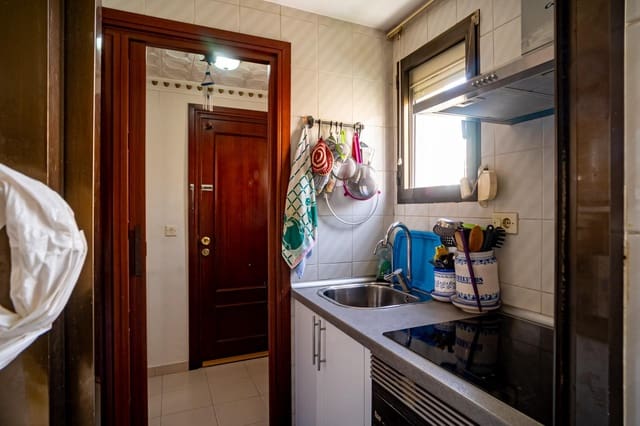 2 soveværelse Lejlighed til salg i Juzgados - Plaza de Toros, Benidorm med swimmingpool - € 239.000 (Ref: 8932136)