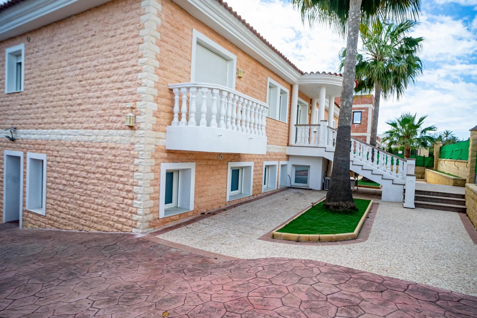 4 sovrum Villa till salu i Alfaz del Pi / L'Alfas del Pi med pool garage - 1 199 000 € (Ref: 9008469)