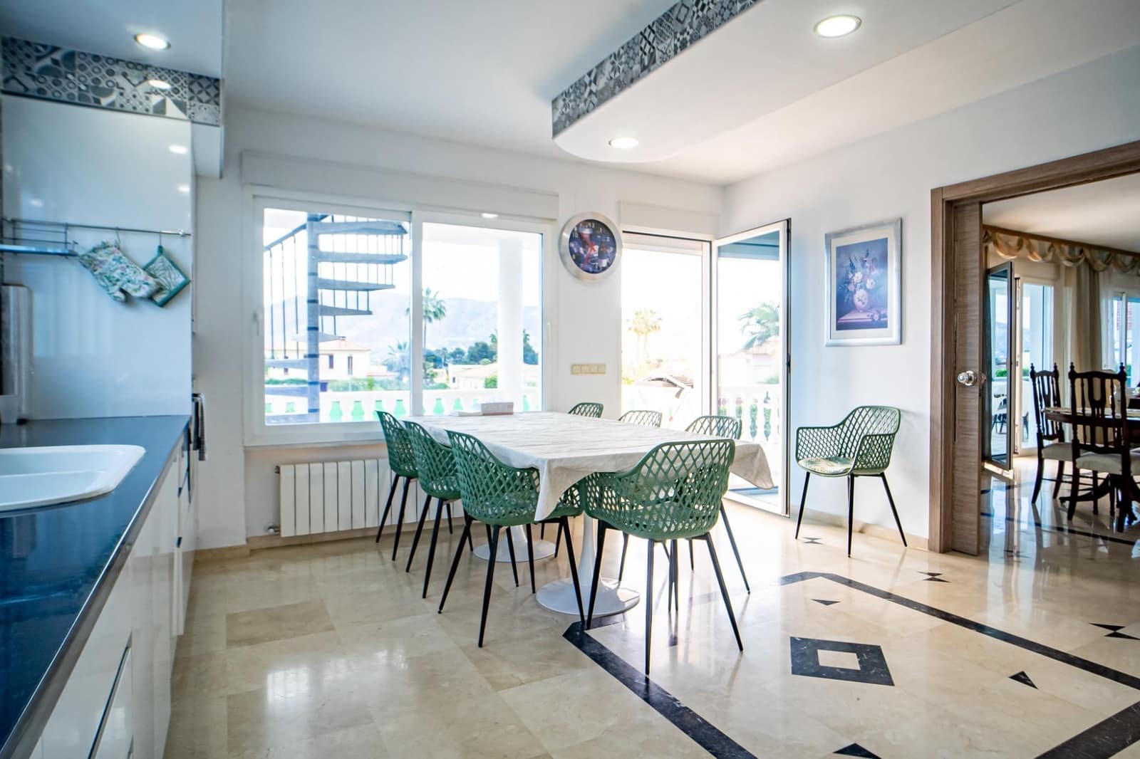 4 soveværelse Villa til salg i Alfaz del Pi / L'Alfas del Pi med swimmingpool garage - € 1.199.000 (Ref: 9008469)