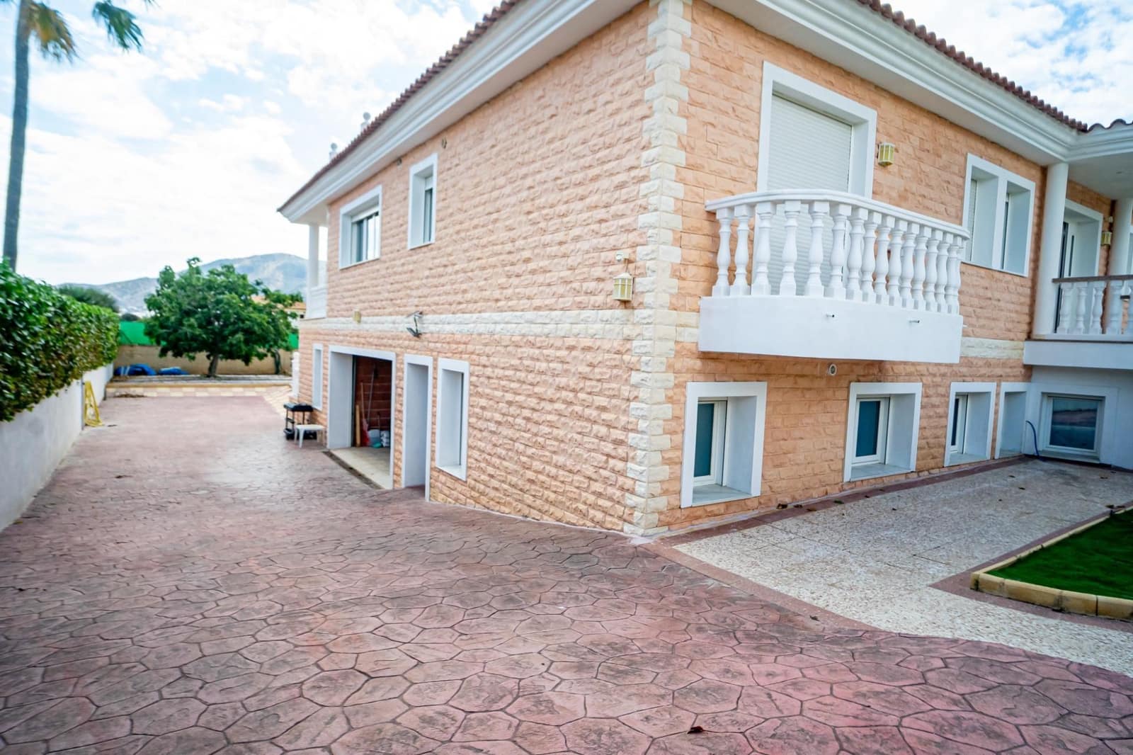 4 soveværelse Villa til salg i Alfaz del Pi / L'Alfas del Pi med swimmingpool garage - € 1.199.000 (Ref: 9008469)