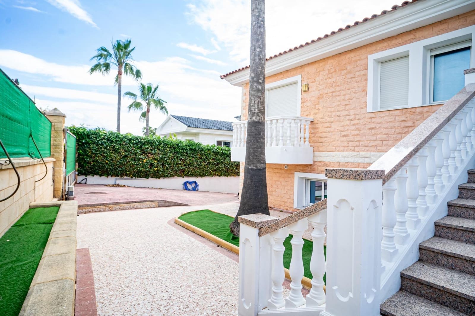 4 soveværelse Villa til salg i Alfaz del Pi / L'Alfas del Pi med swimmingpool garage - € 1.199.000 (Ref: 9008469)