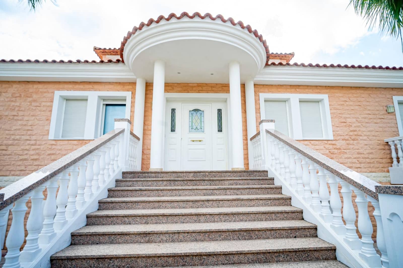 4 soveværelse Villa til salg i Alfaz del Pi / L'Alfas del Pi med swimmingpool garage - € 1.199.000 (Ref: 9008469)