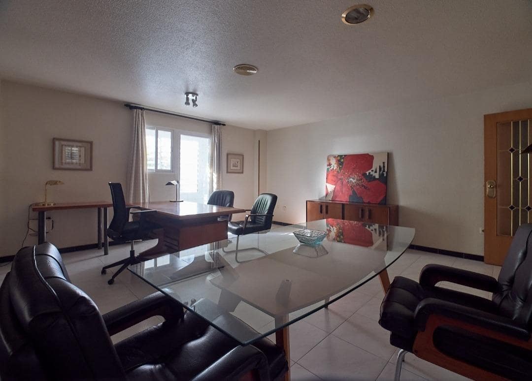 3 bedroom Apartment for sale in Altea - € 300,000 (Ref: 9078018)