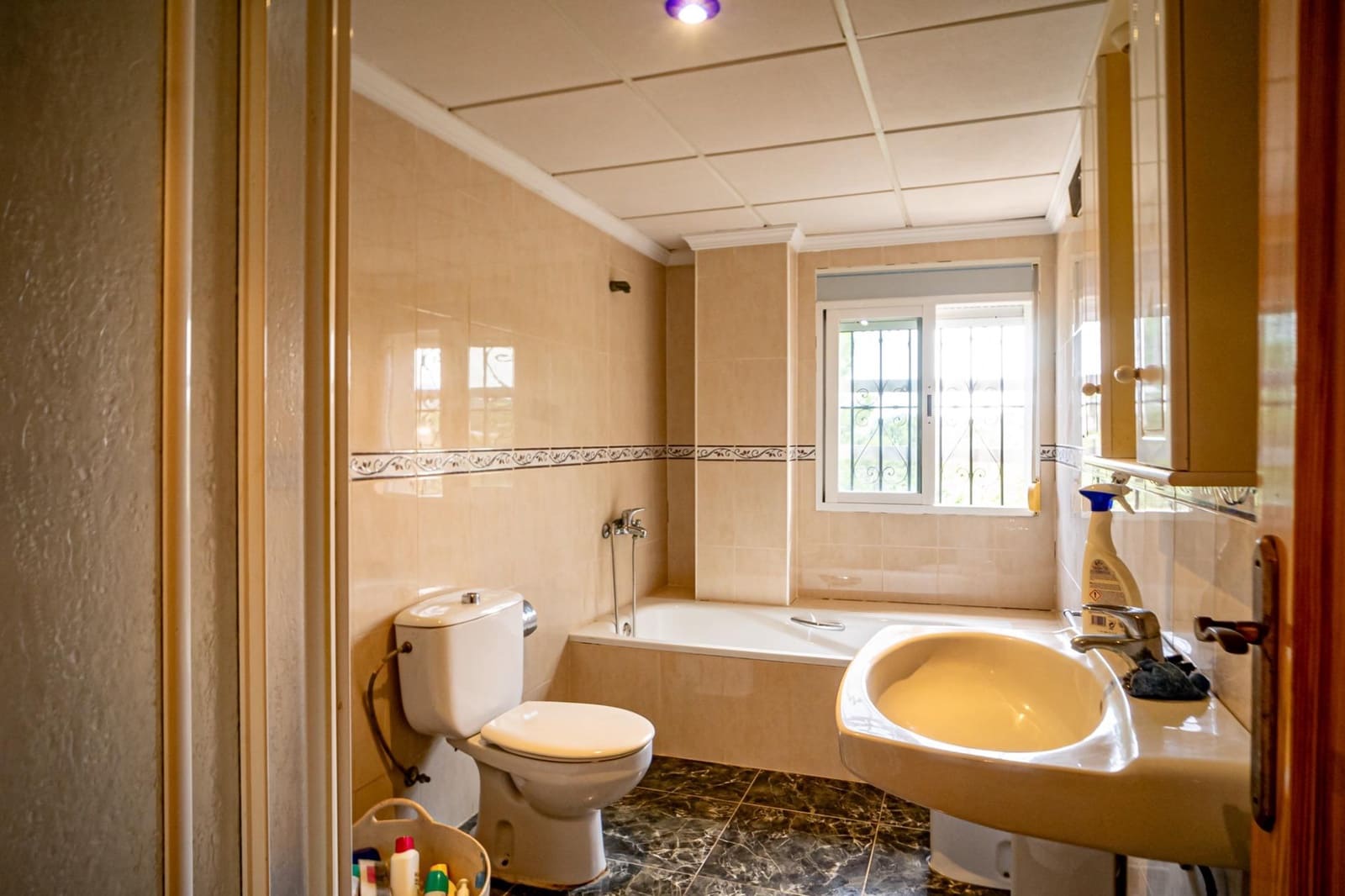 4 makuuhuone Maalaistalo myytävänä paikassa La Nucia - 350 000 € (Ref: 9095315)