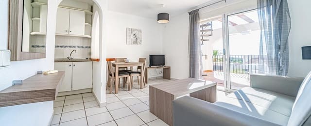 1 sovrum Lägenhet till salu i Calpe / Calp med pool - 175 000 € (Ref: 9132464)