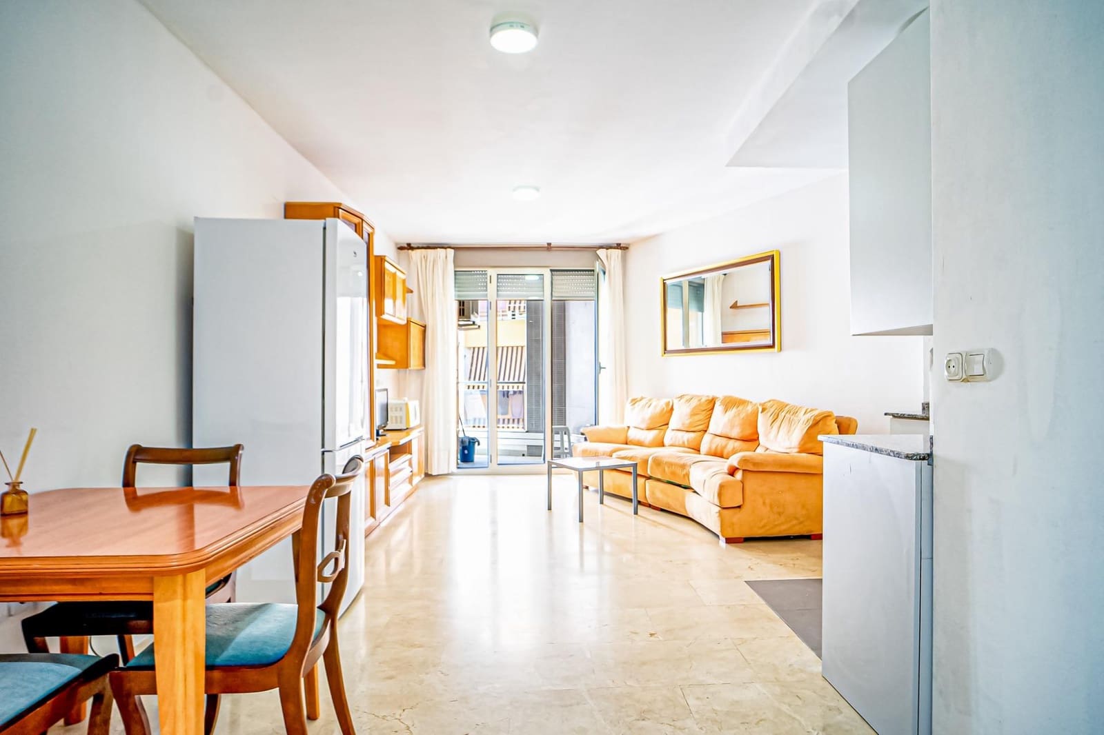 2 soveværelse Lejlighed til salg i Benidorm med garage - € 189.000 (Ref: 9165834)