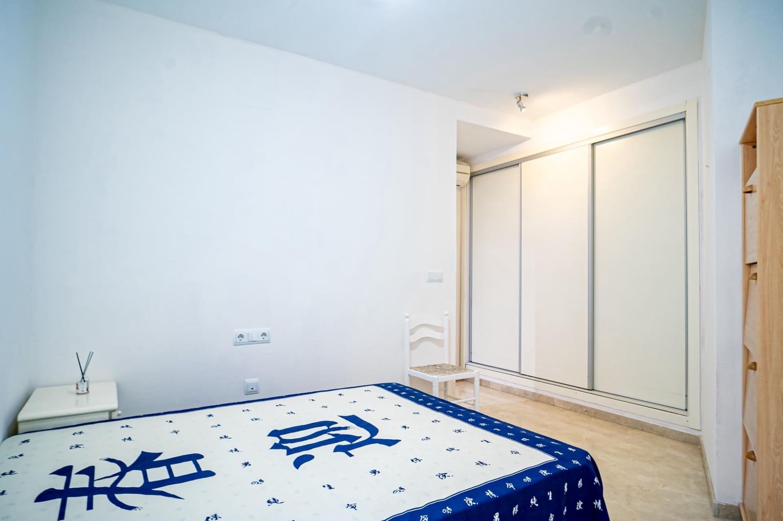 2 soveværelse Lejlighed til salg i Benidorm med garage - € 189.000 (Ref: 9165834)