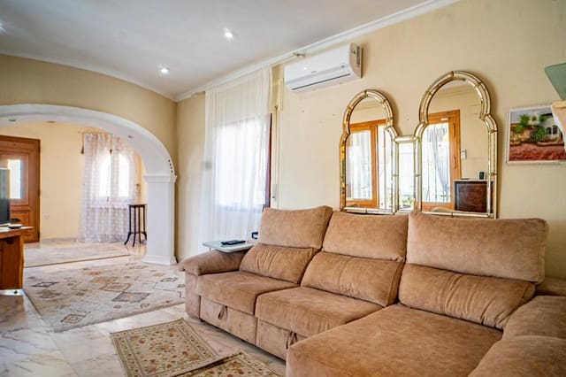 4 soverom Villa til salgs i Benissa med svømmebasseng garasje - € 795 000 (Ref: 9208376)