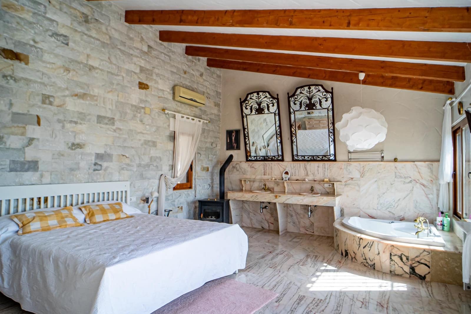 4 bedroom Villa for sale in Benissa with pool garage - € 730,000 (Ref: 9208376)