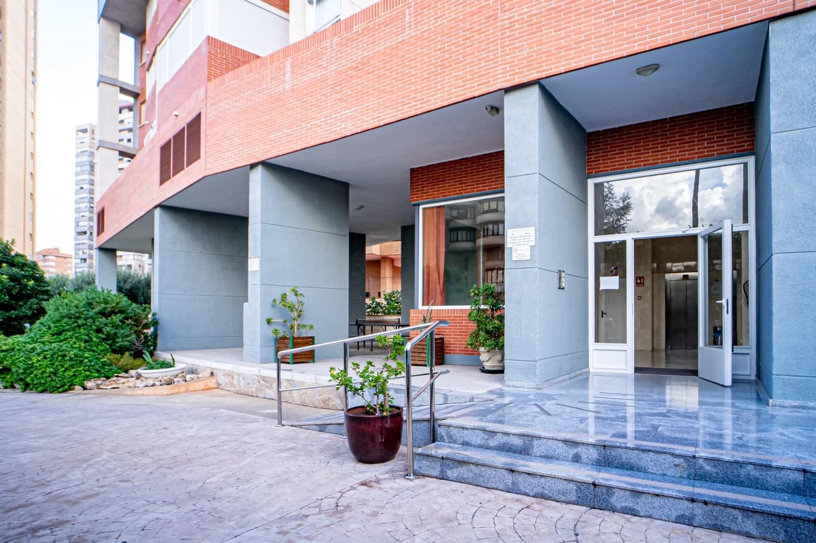 3 soveværelse Lejlighed til salg i Benidorm med swimmingpool garage - € 285.000 (Ref: 9285279)