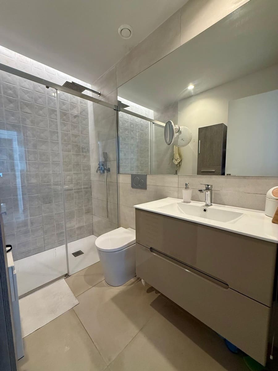 Apartamento de 2 habitaciones en Finestrat en venta con piscina garaje - 355.000 € (Ref: 9419855)