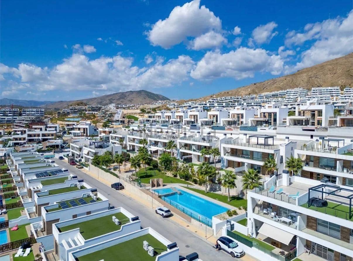 Apartamento de 2 habitaciones en Finestrat en venta con piscina garaje - 355.000 € (Ref: 9419855)