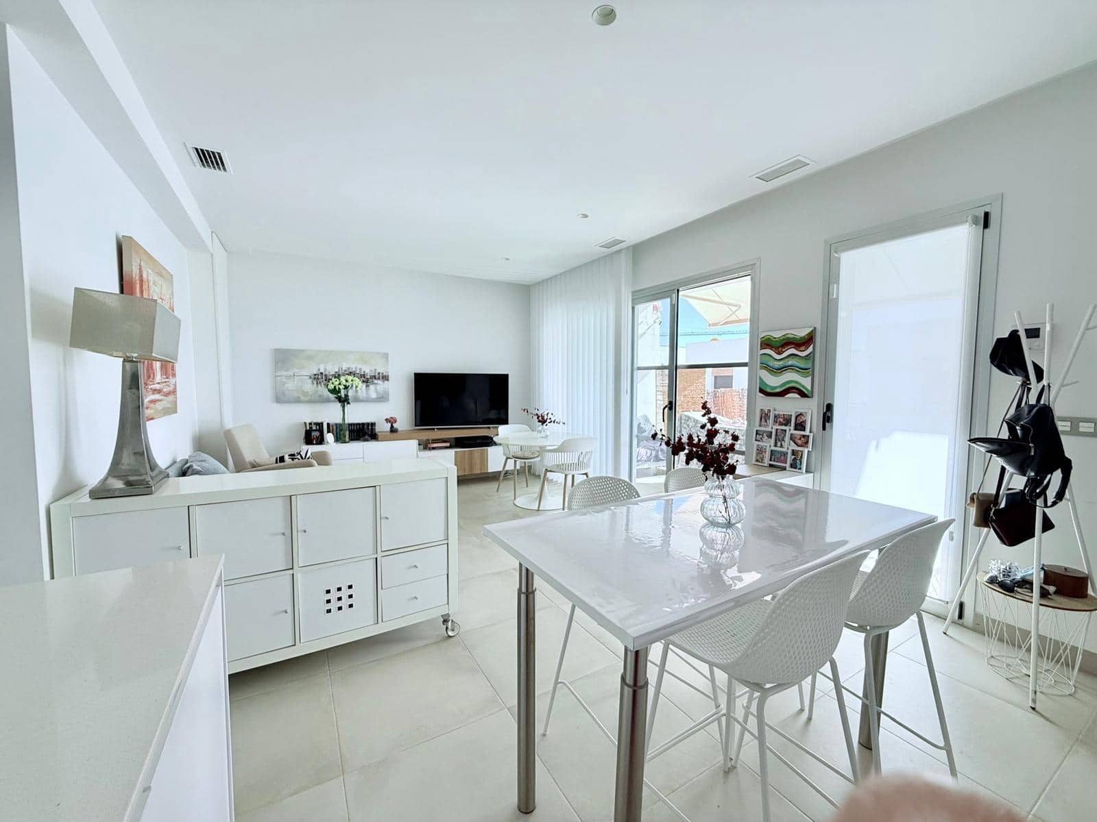 Apartamento de 2 habitaciones en Finestrat en venta con piscina garaje - 355.000 € (Ref: 9419855)