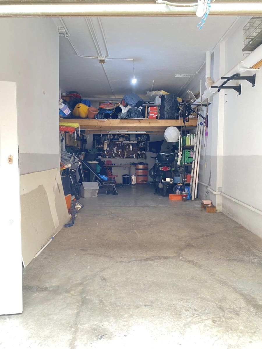 2 makuuhuone Huoneisto myytävänä paikassa Chirles mukana 
autotalli - 197 000 € (Ref: 9452212)