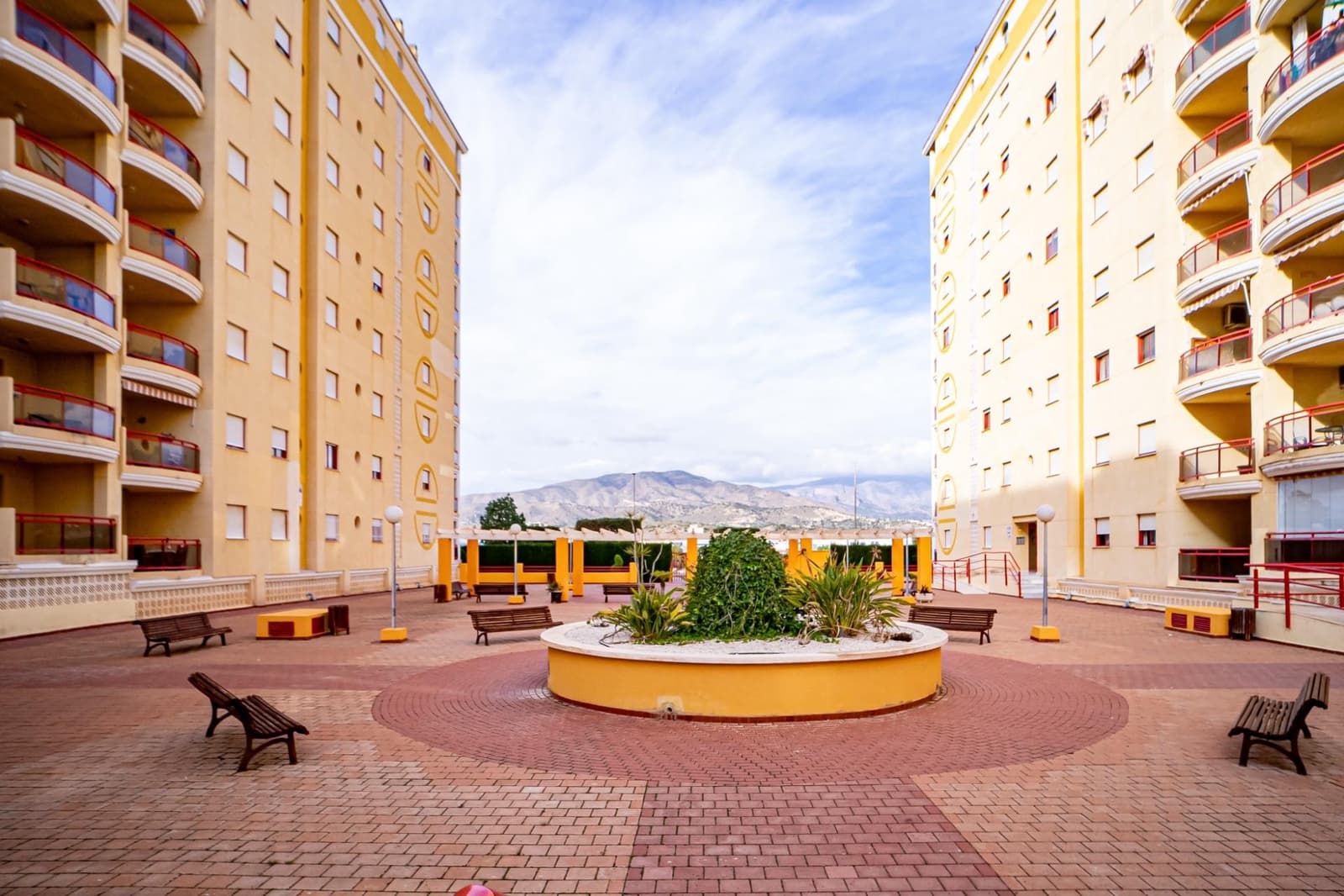 1 soverom Leilighet til salgs i La Villajoyosa / Vila Joiosa med svømmebasseng garasje - € 210 000 (Ref: 9478767)