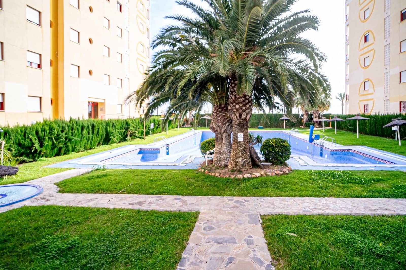 1 soverom Leilighet til salgs i La Villajoyosa / Vila Joiosa med svømmebasseng garasje - € 210 000 (Ref: 9478767)