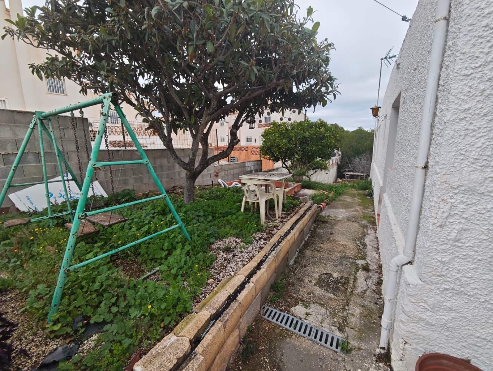 Chalet de 3 habitaciones en La Nucia en venta - 298.000 € (Ref: 9561890)