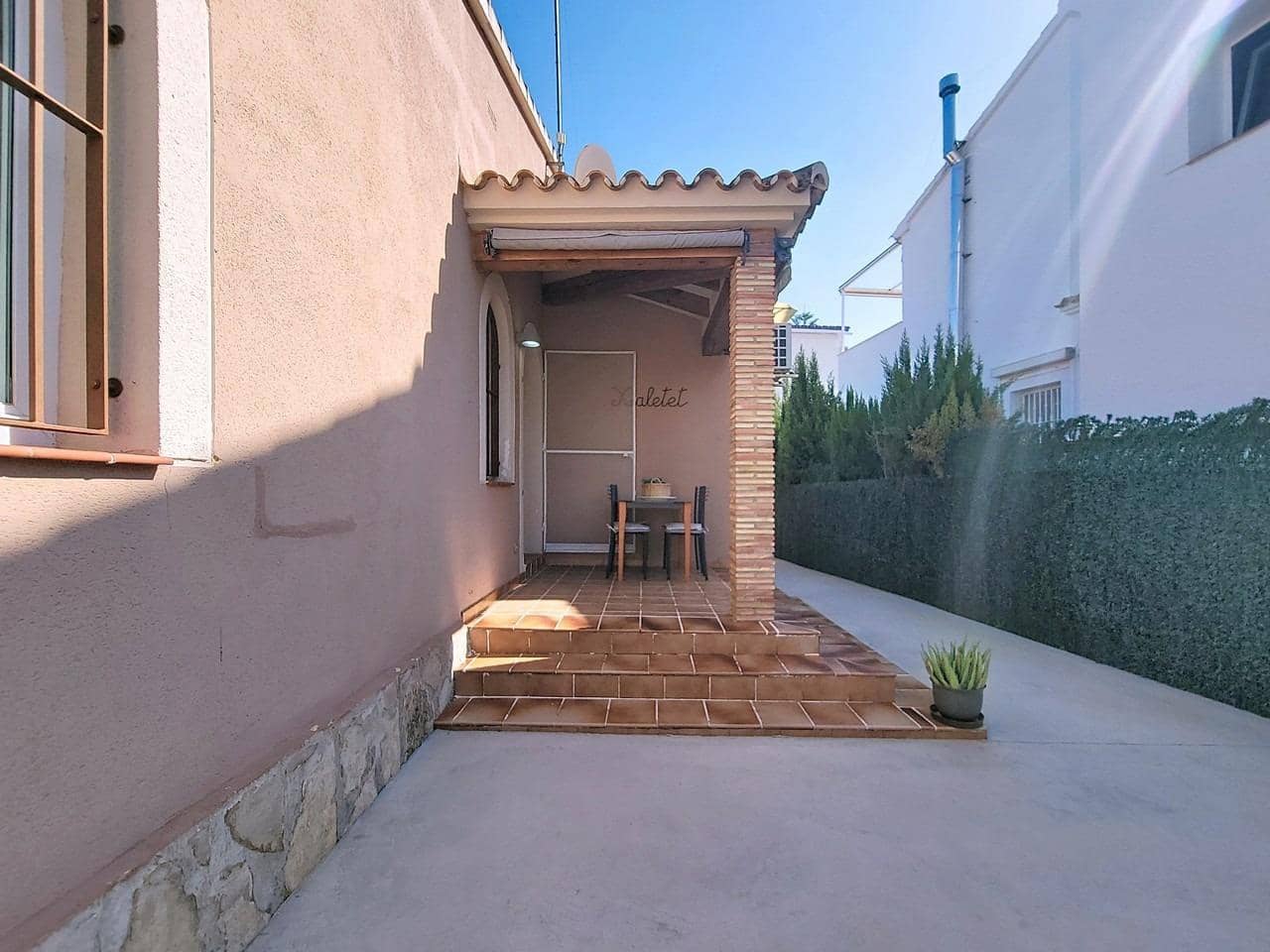 2 bedroom Villa for sale in Denia - € 289,000 (Ref: 9568736)