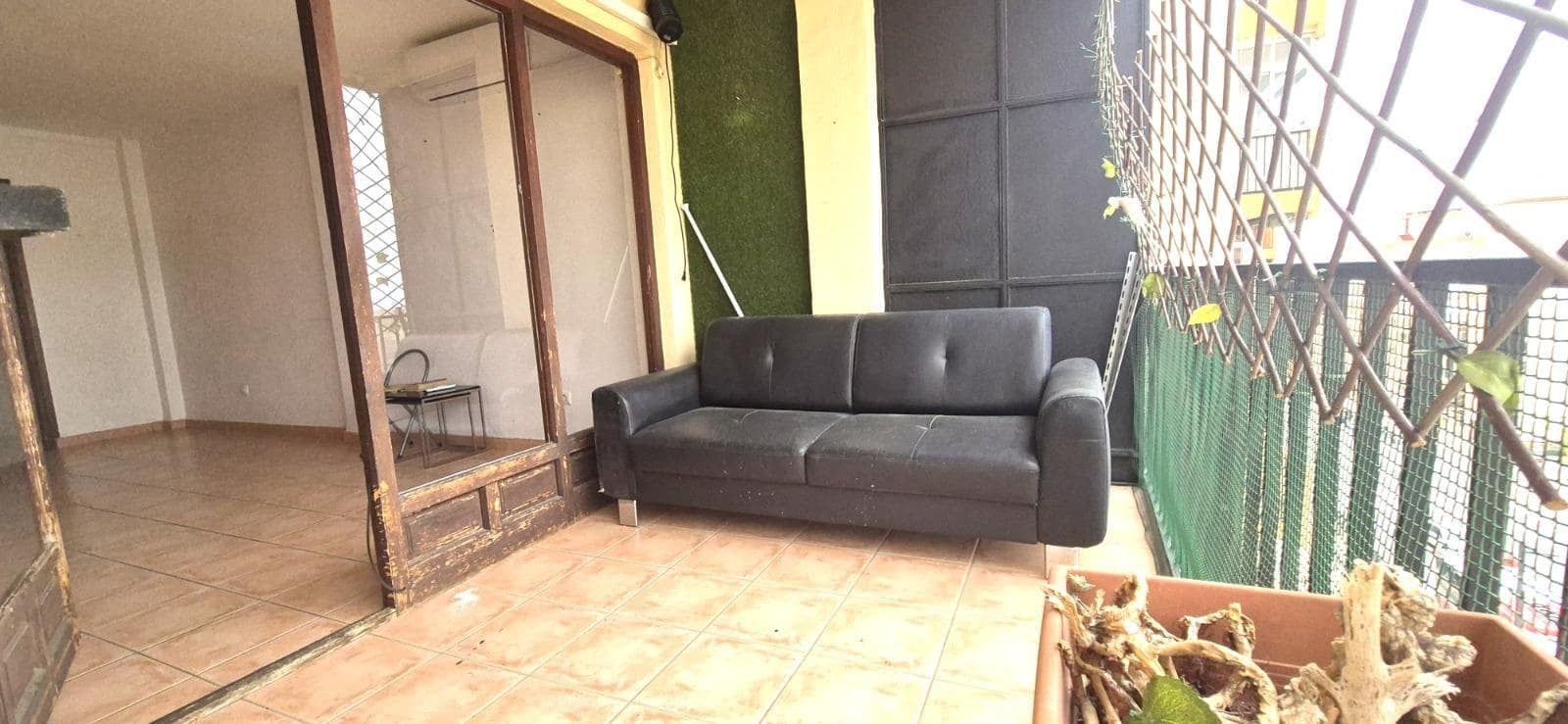 3 bedroom Apartment for sale in Alfaz del Pi / L'Alfas del Pi - € 199,000 (Ref: 9714990)