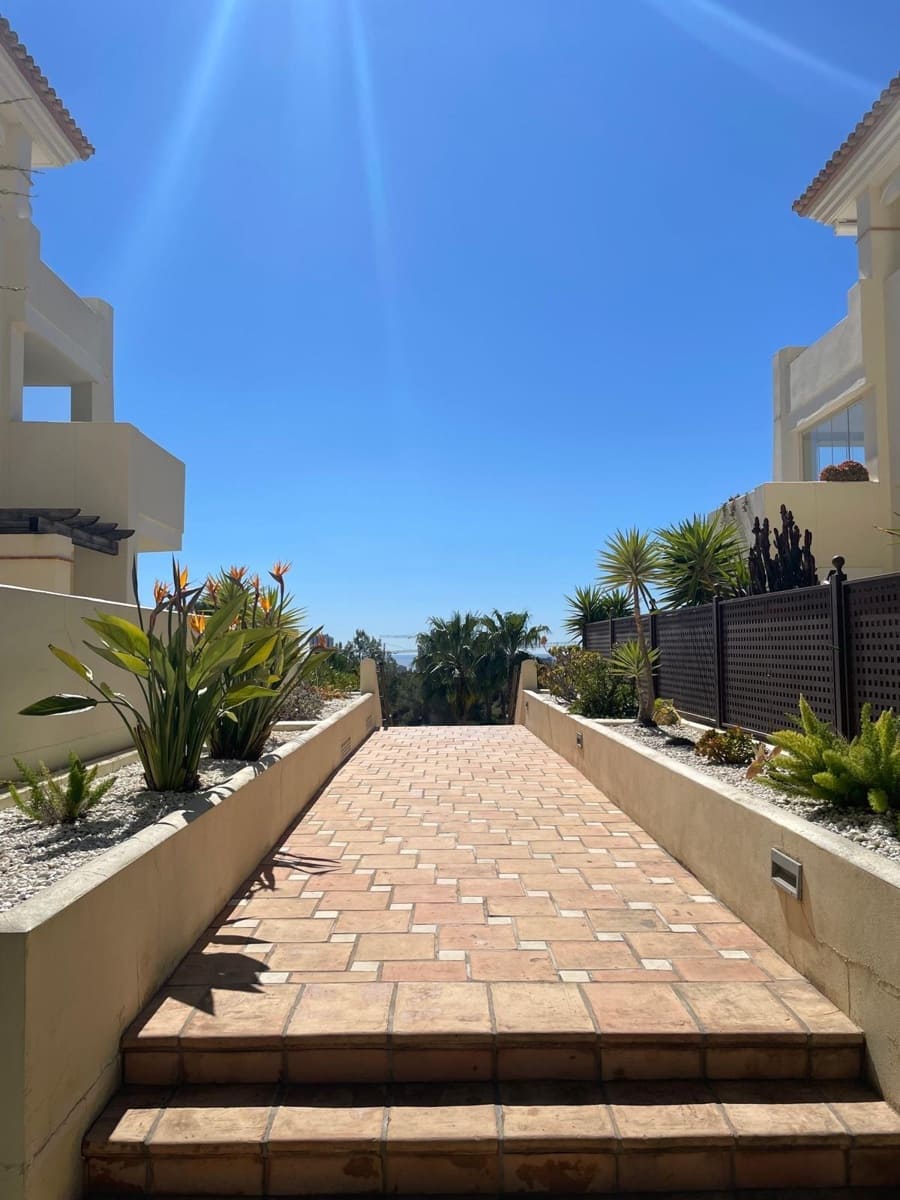 3 makuuhuone Kattohuoneisto myytävänä paikassa Finestrat mukana uima-altaan 
autotalli - 449 995 € (Ref: 9773144)