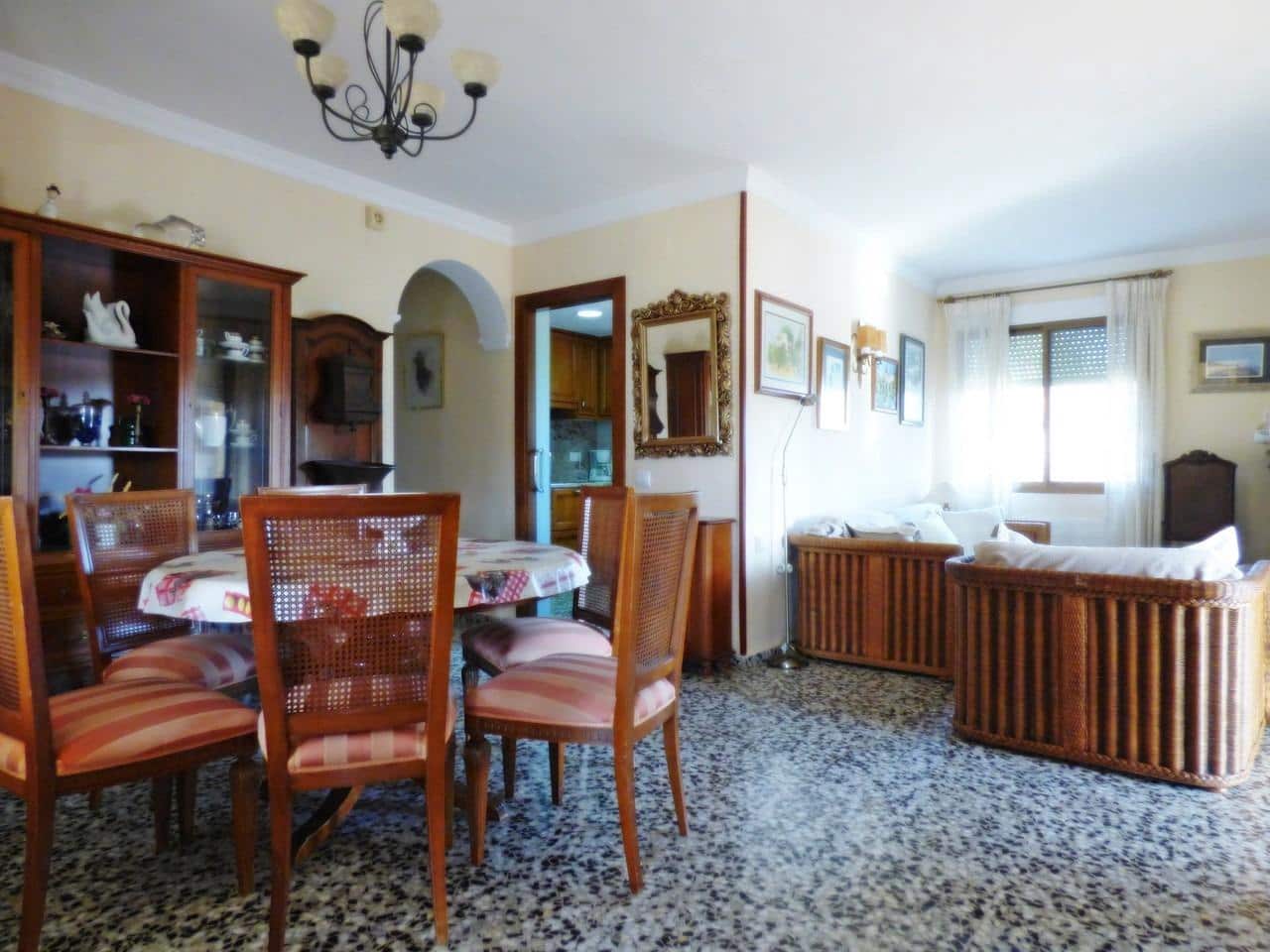 Chalet de 4 habitaciones en Dénia en venta con piscina - 460.000 € (Ref: 9920507)
