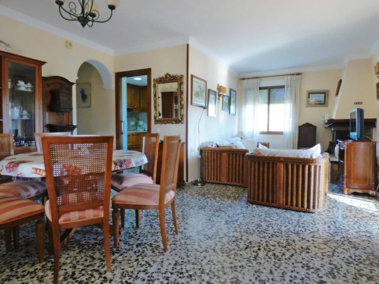 Chalet de 4 habitaciones en Dénia en venta con piscina - 460.000 € (Ref: 9920507)