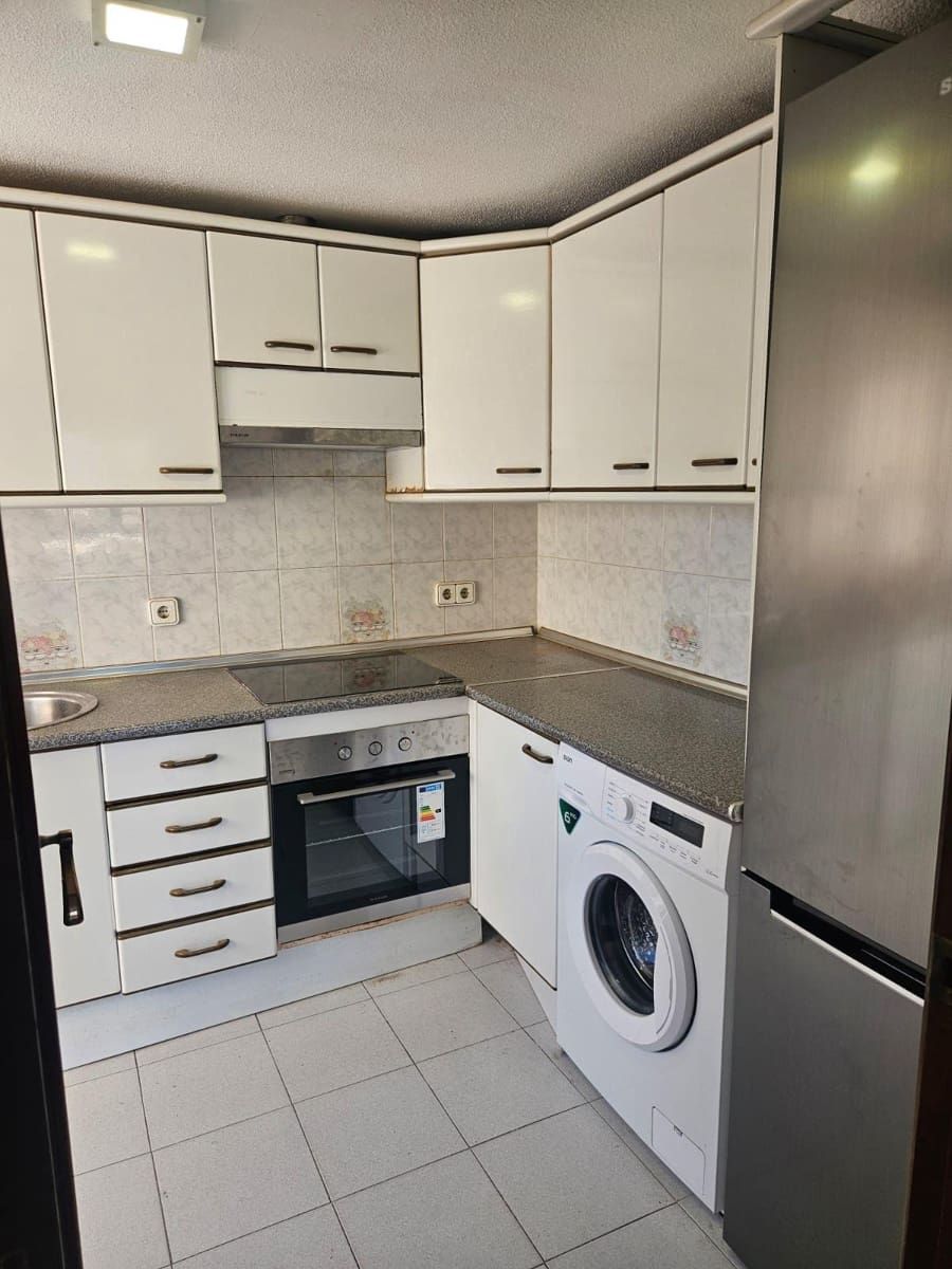 3 Zimmer Apartment zu verkaufen in Benidorm mit Pool Garage - 265.000 € (Ref: 9983071)