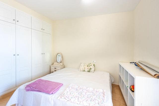 3 soveværelse Lejlighed til salg i Via Parque, Benidorm med swimmingpool - € 399.000 (Ref: 9990783)