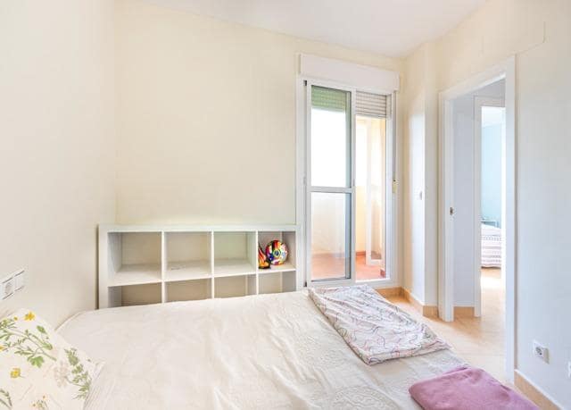 Apartamento de 3 habitaciones en Benidorm en venta con piscina - 399.000 € (Ref: 9990783)