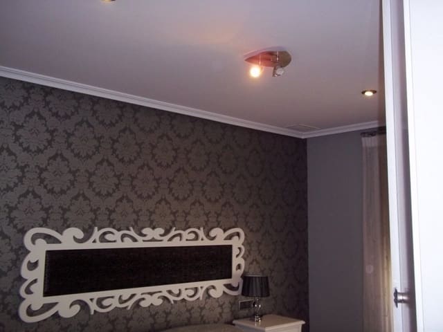 3 chambre Bungalow à vendre à Novelda avec garage - 179 000 € (Ref: 7975850)