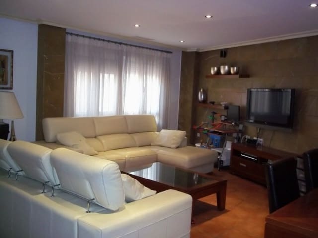 3 chambre Bungalow à vendre à Novelda avec garage - 179 000 € (Ref: 7975850)