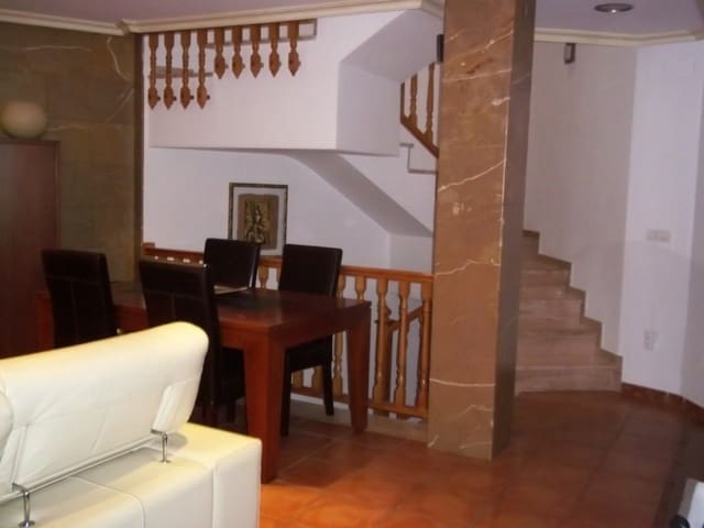 3 chambre Bungalow à vendre à Novelda avec garage - 179 000 € (Ref: 7975850)