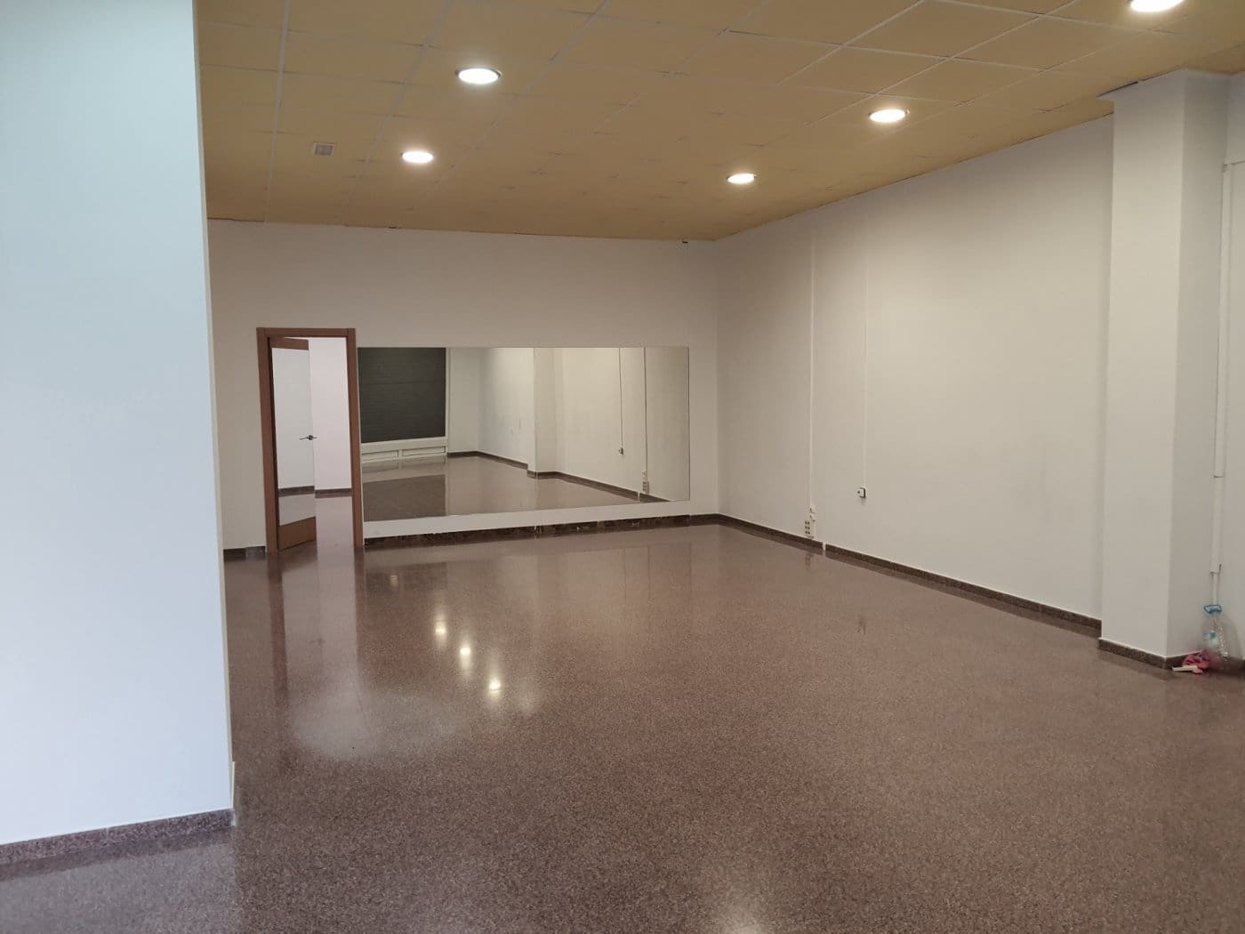 Commerciale da affittare in Novelda - 350 € (Rif: 7975863)