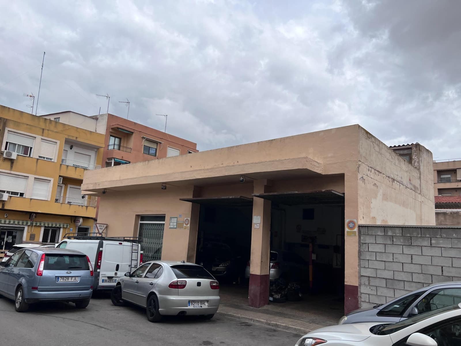 2 slaapkamer Commercieel te koop in Novelda met garage - € 77.000 (Ref: 7975907)