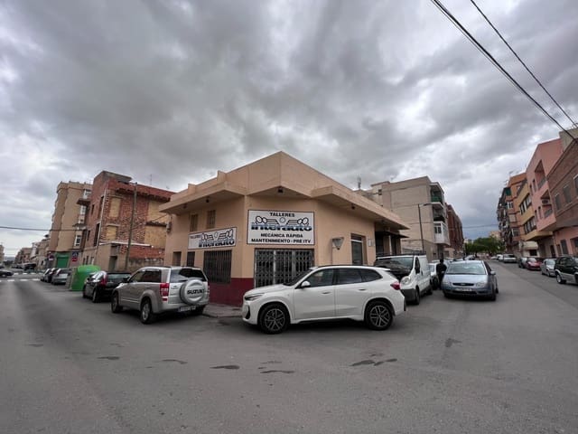 2 bedroom Commercial for sale in Novelda with garage - € 77,000 (Ref: 7975907)